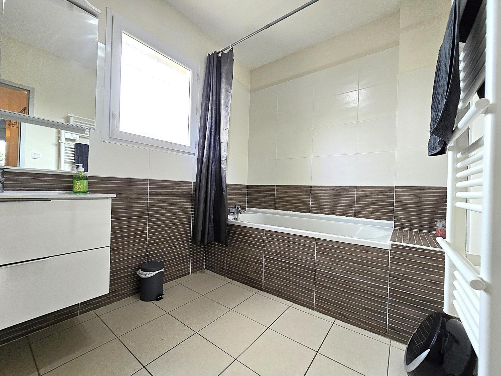 Le Clos Andree - Charmante Maison 8 Personnes - 5 Lits - Climatisation Reversible - Parking 3 Vehicules - Garage - Zone Nord Montauban - Terrasse Et Jardin Exterior foto